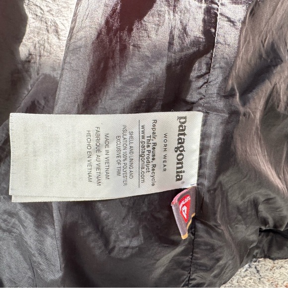 Patagonia black Quilted Jacket read description - Picture 5 of 6